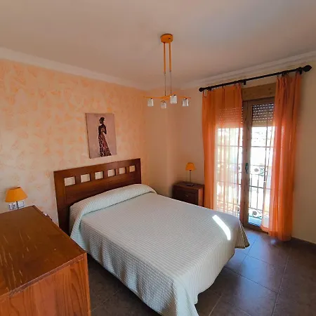 Lorena Βίλα Nerja